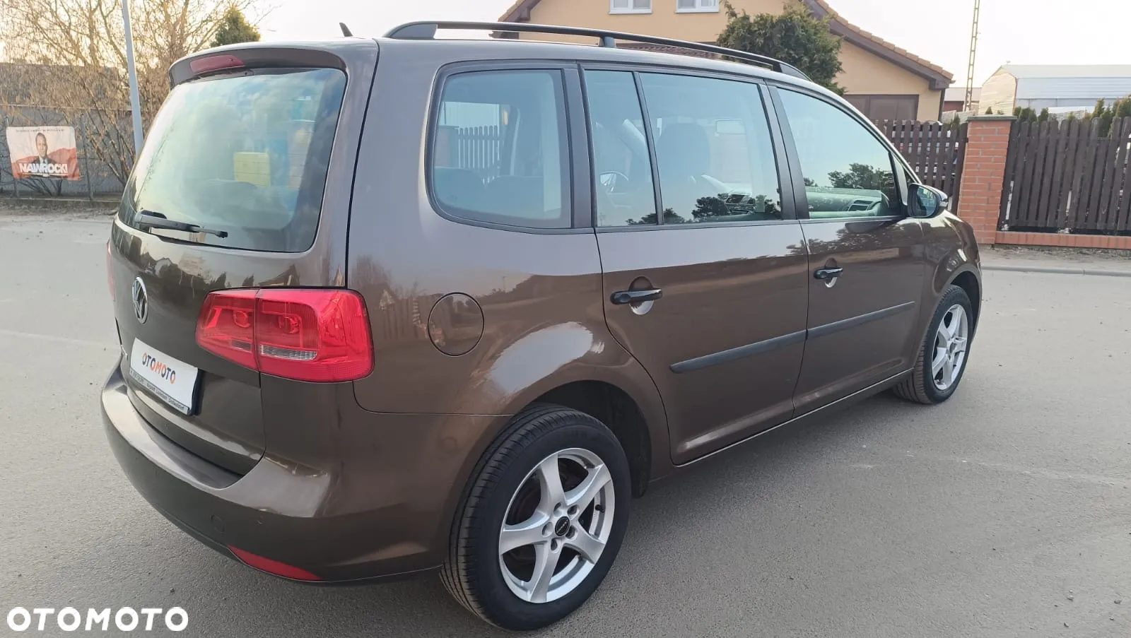 Volkswagen Touran 1.6 TDI DPF Trendline - 13