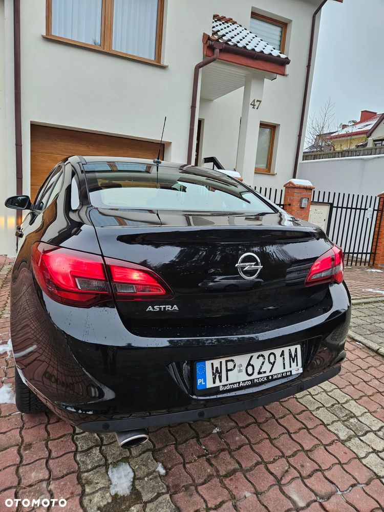 Opel Astra 1.4 T EU6 - 9