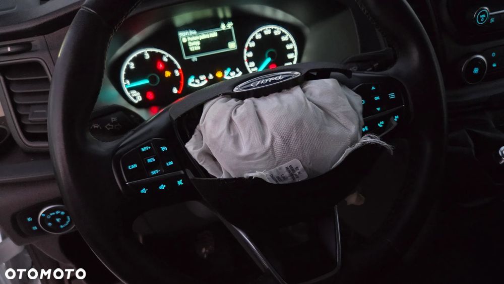 Ford Transit Custom - 28