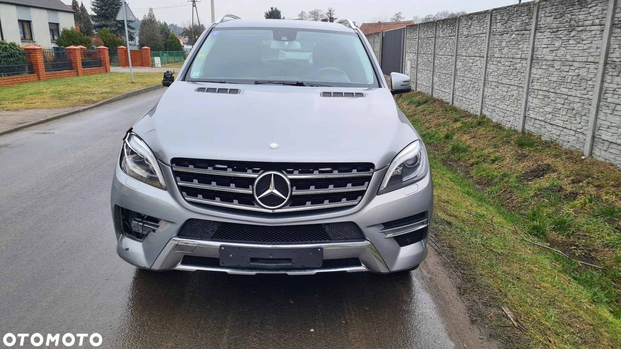 Mercedes-Benz ML 500 4MATIC (BlueEFFICIENCY) 7G-TRONIC - 2