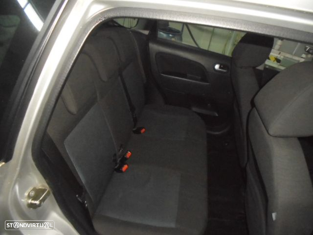 Carro MOT: FUJA FUJB  CBK  CXVEL:98WT7F096AC  B5/IB5 FORD FIESTA 5 2005 1.25 75CV 5P CINZA GASOLINA - 6