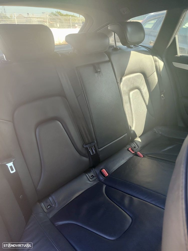 Audi A4 Avant 2.0 TDI S-line - 17