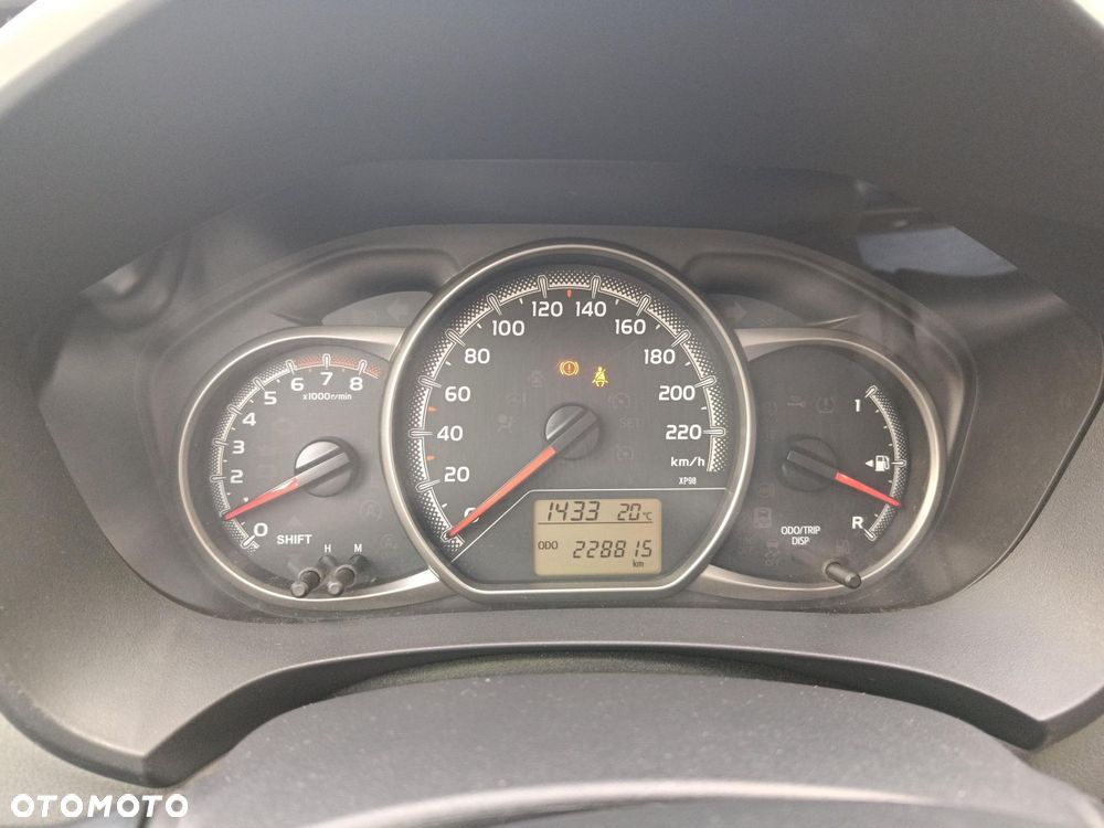 Toyota Yaris 1.0 Active - 17