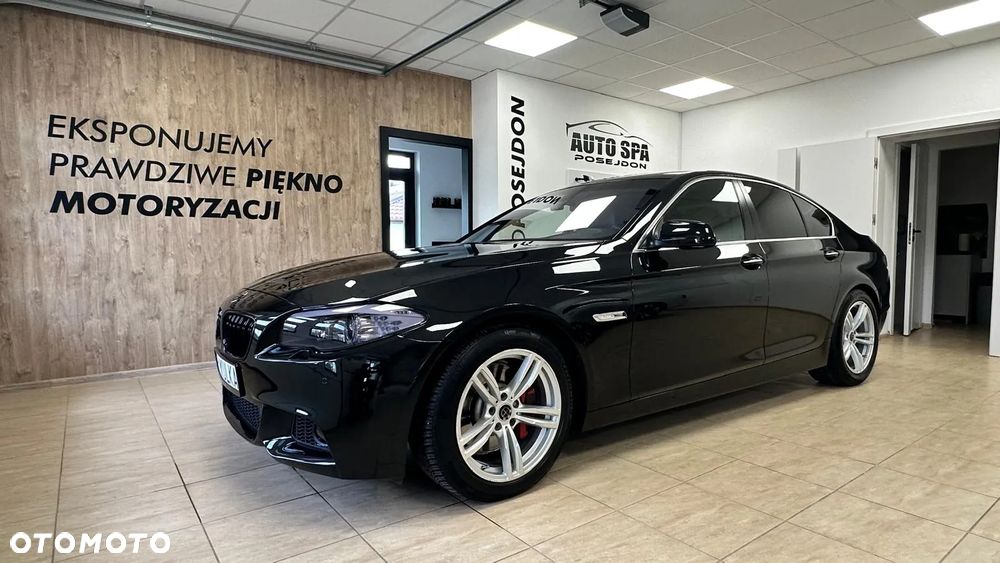 BMW Seria 5 525d - 34