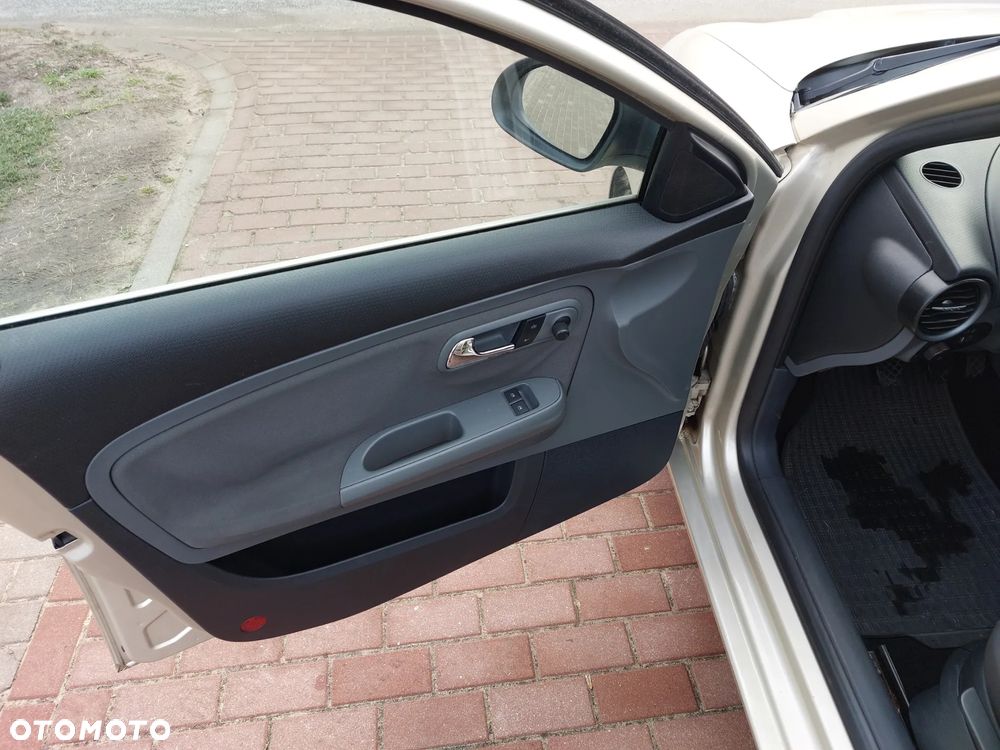 Seat Cordoba 1.4 16V Cool - 11