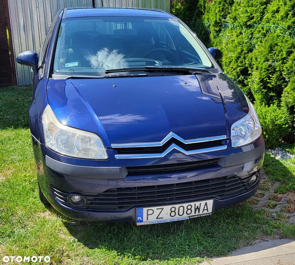 Citroën C4 1.4 16V Impress - 4
