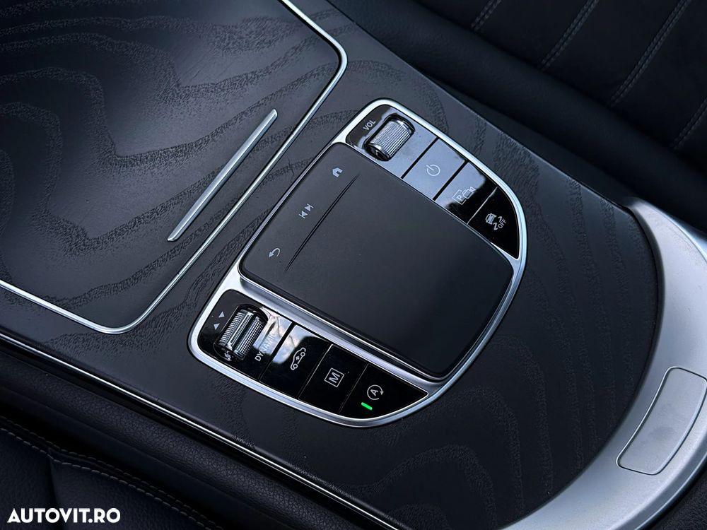 Mercedes-Benz GLC Coupe 300 d 4Matic 9G-TRONIC AMG Line Plus - 7