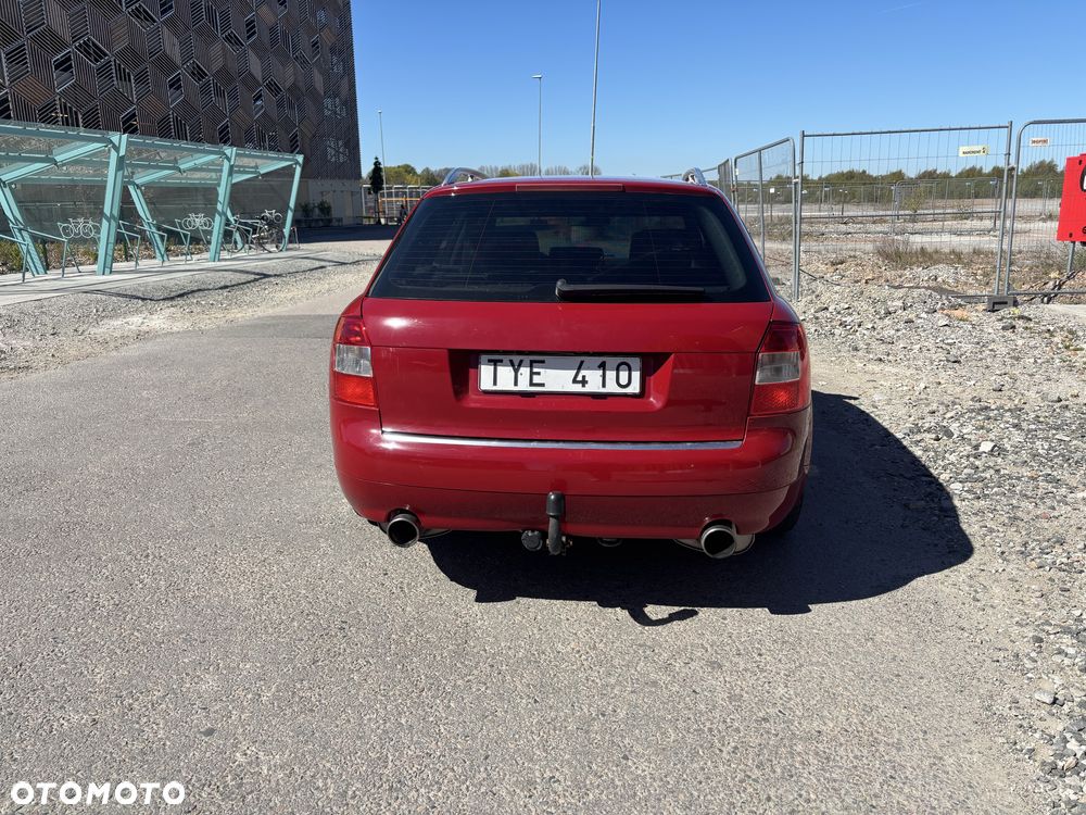 Audi A4 Avant - 4