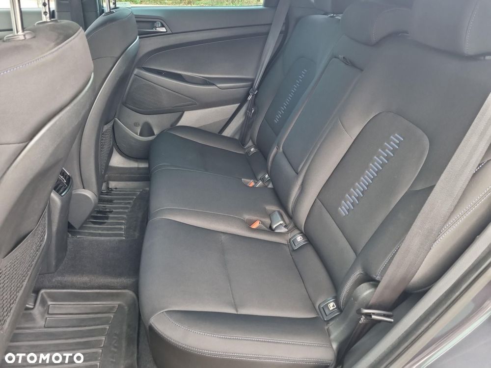 Hyundai Tucson 1.6 GDI BlueDrive Style 2WD - 13