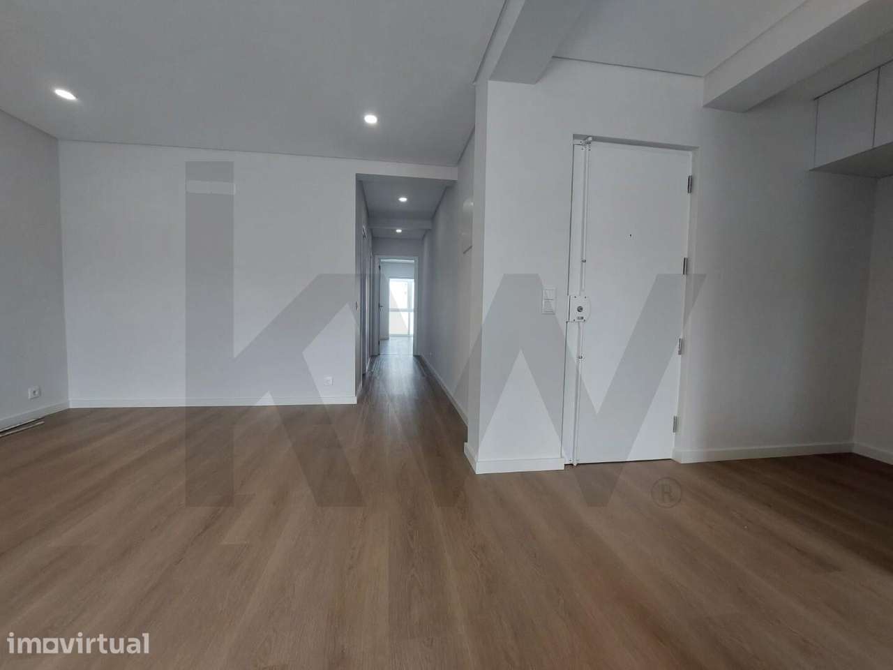 Apartamento T2 Renovado no Centro da Ericeira - Grande imagem: 4/20