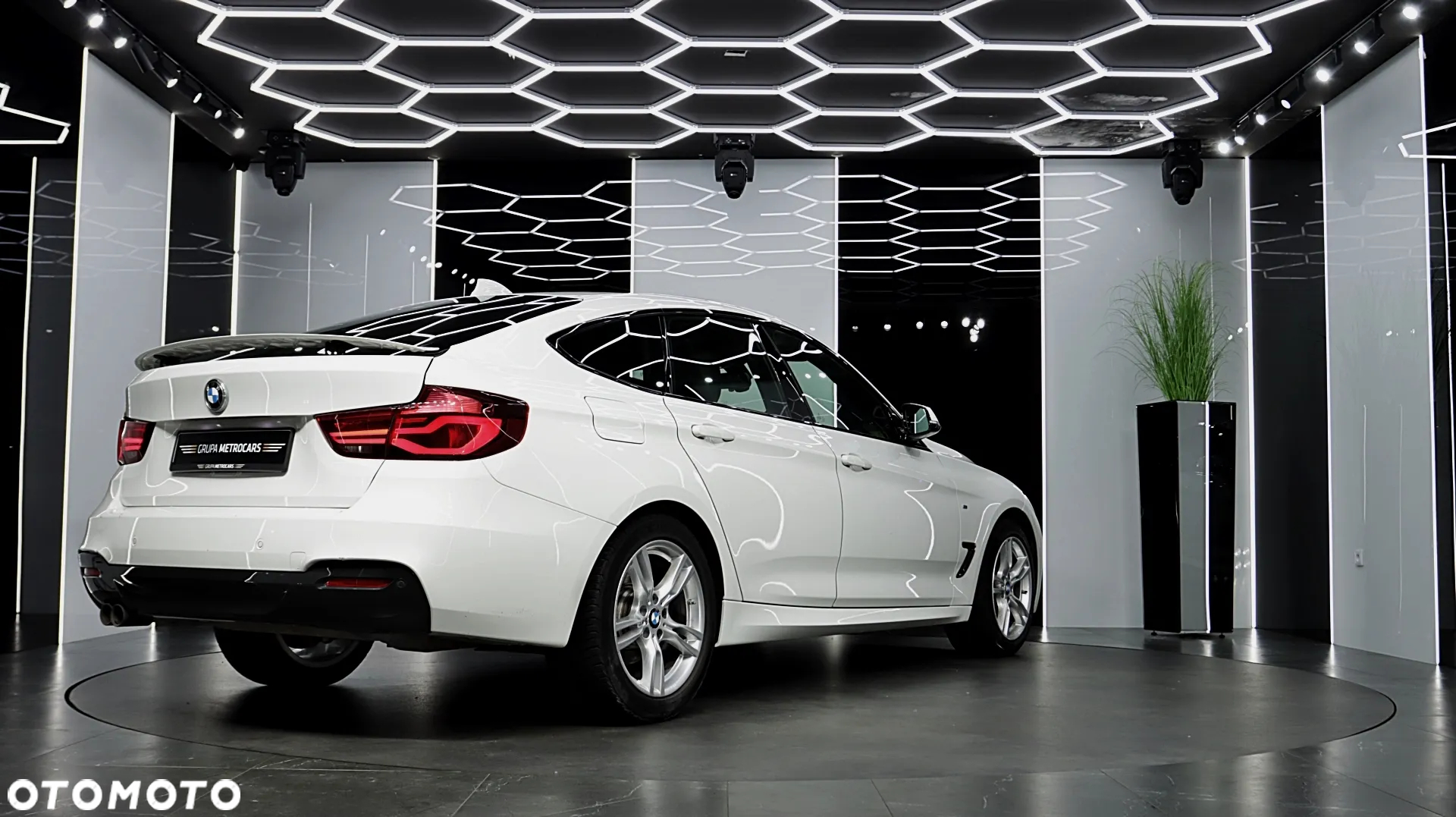 BMW 3GT 320i GPF xDrive M Sport - 13