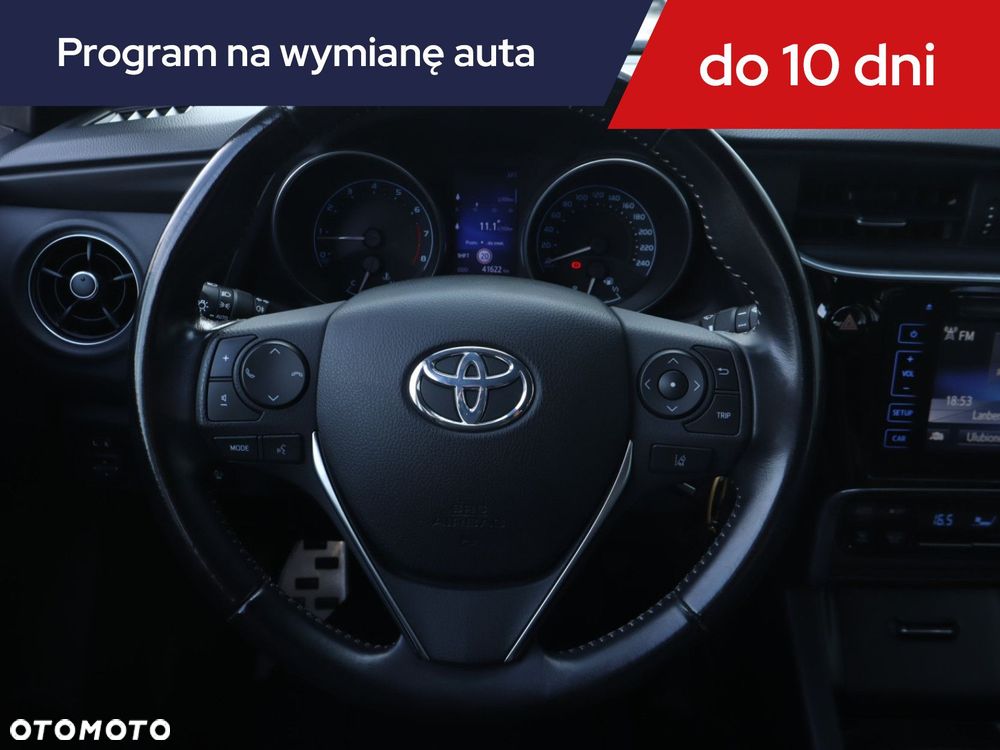 Toyota Auris - 22