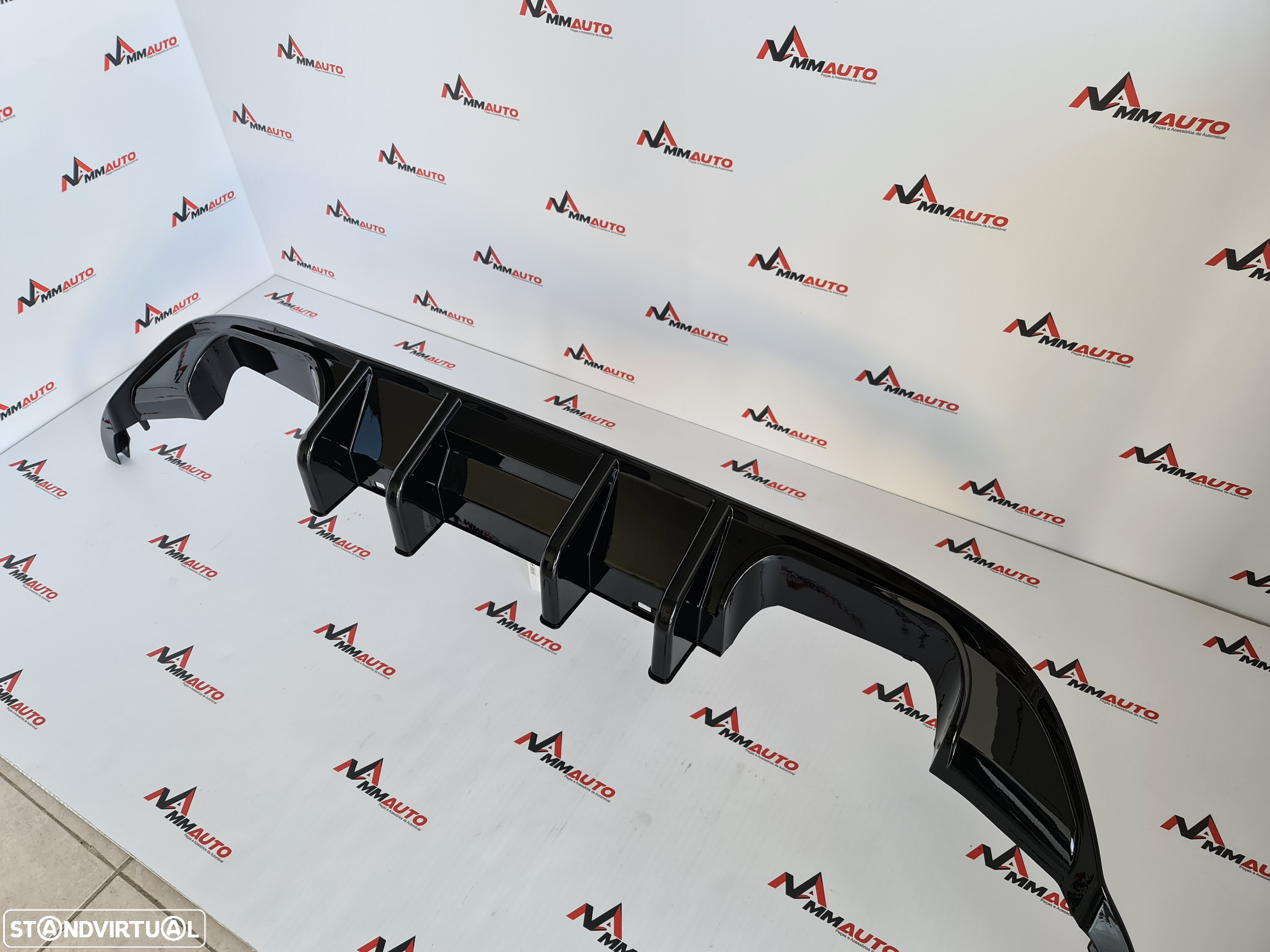 Difusor Traseiro Golf 7 Facelift Look R Preto Brilho - 3