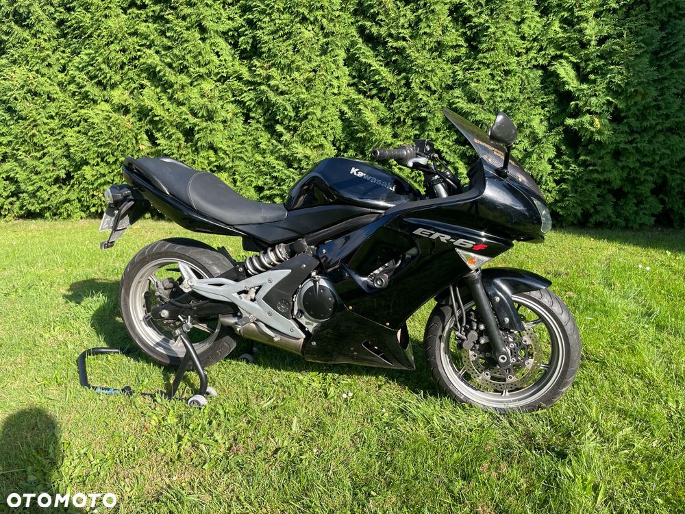 Kawasaki ER - 1