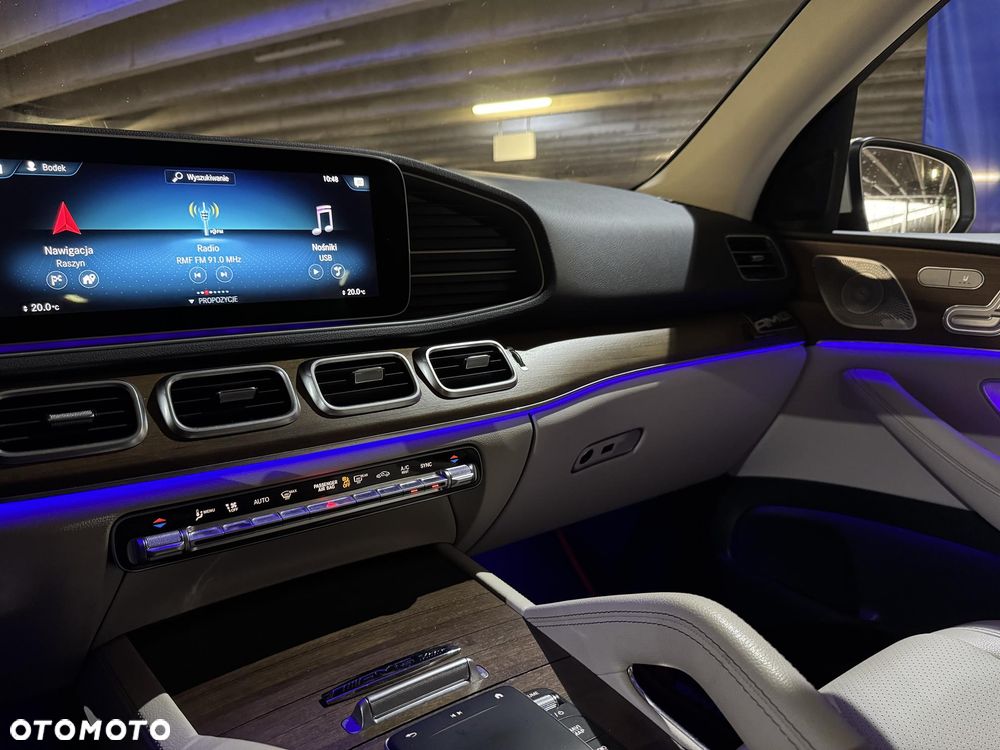Mercedes-Benz GLE - 38