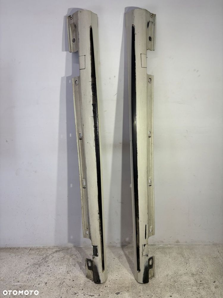 LISTWA PROGOWA PRAWA MERCEDES CLA W117 AMG