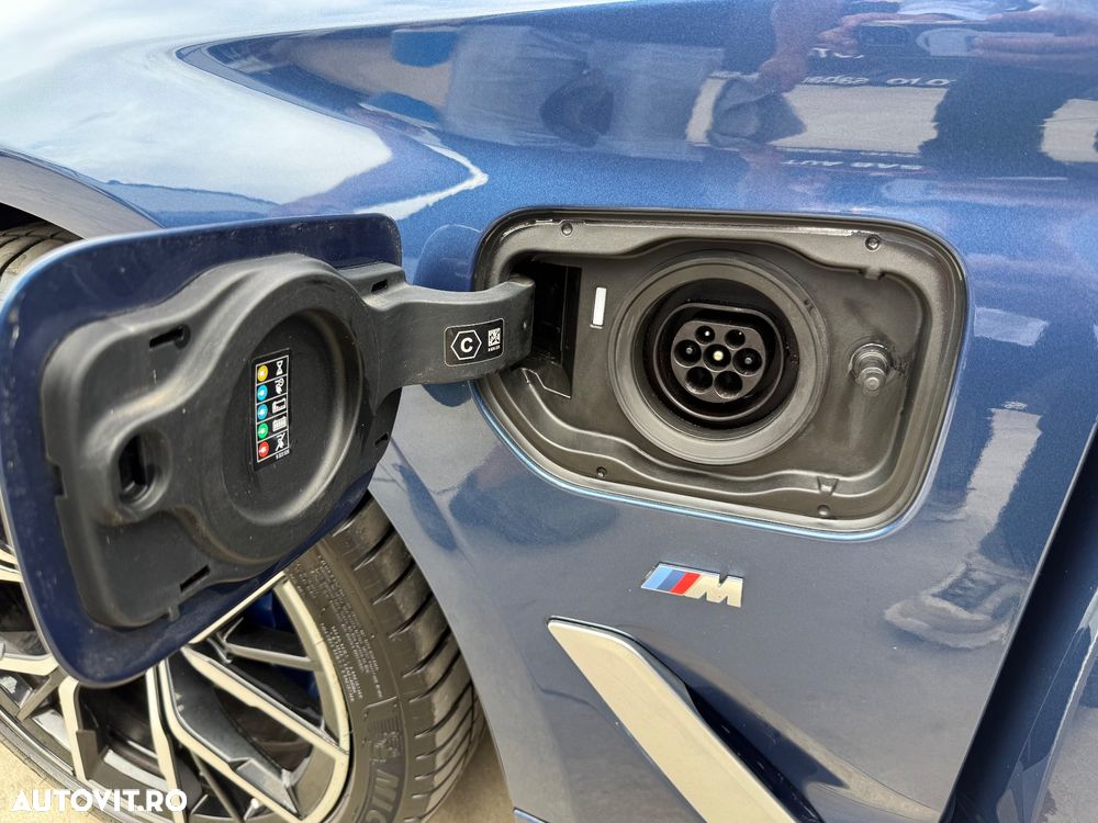 BMW Seria 5 530e Aut. - 30