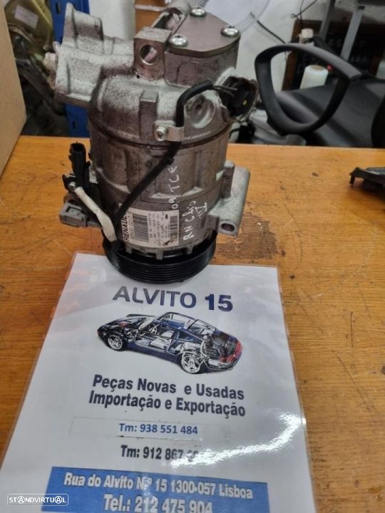 compressor de ac  Renault  Clio IV tcf 2019 ref : 92600 0217r - 2