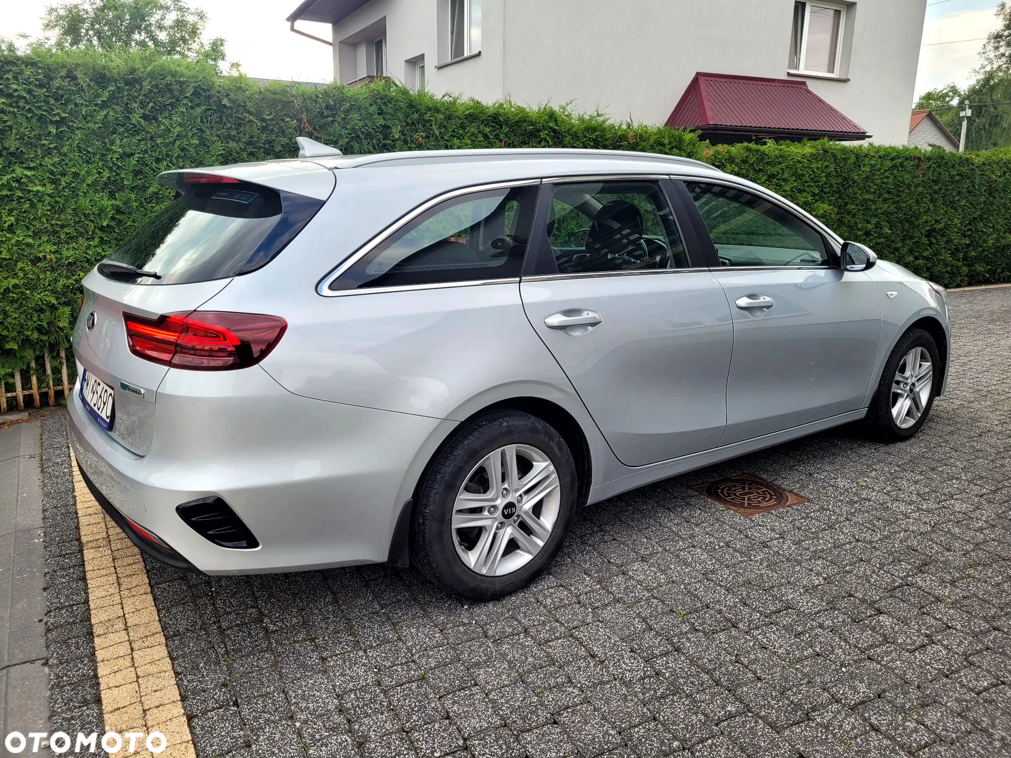 Kia Ceed 1.6 CRDi SCR L Business Line DCT - 4