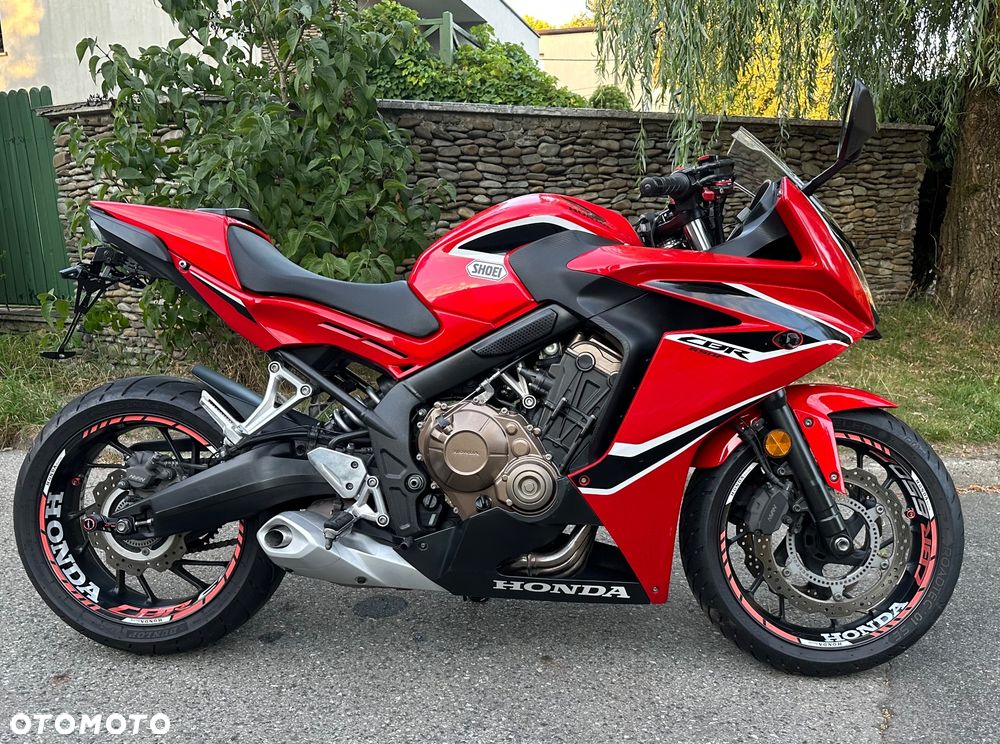 Honda CBR - 1