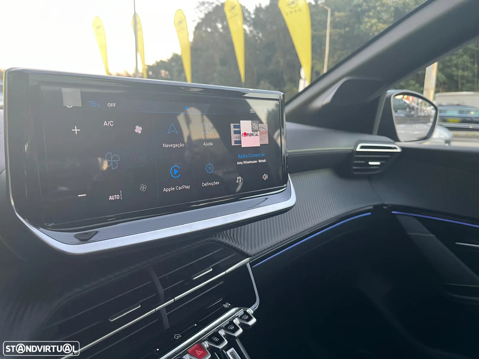 Peugeot 208 1.2 Hybrid GT e-DCS6 - 8