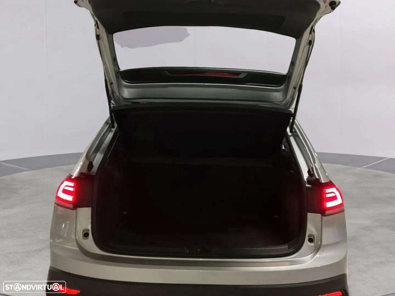 VW Taigo 1.0 TSI - 17