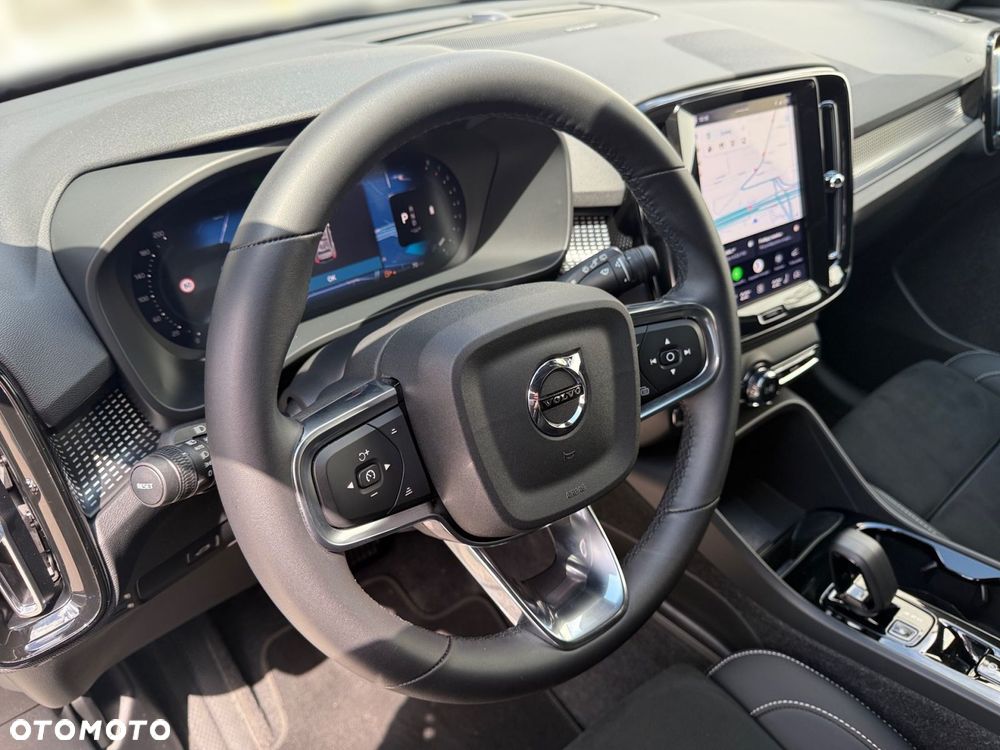 Volvo XC 40 - 15