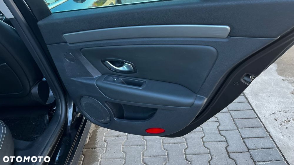 Renault Laguna 2.0 DCi FAP GT - 30