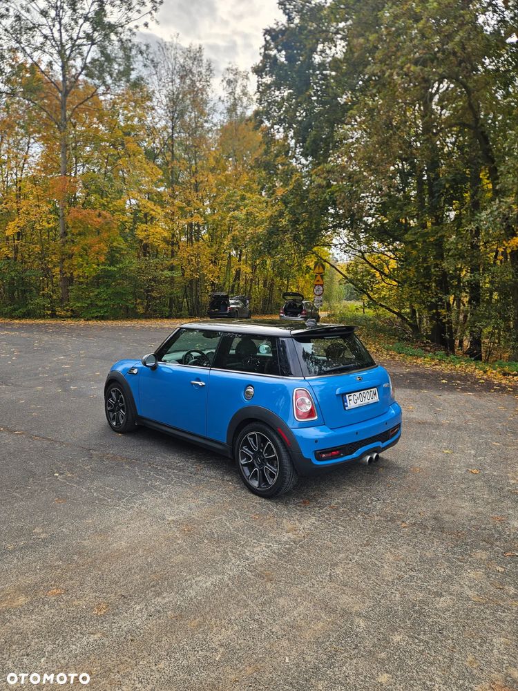 MINI Cooper S - 3