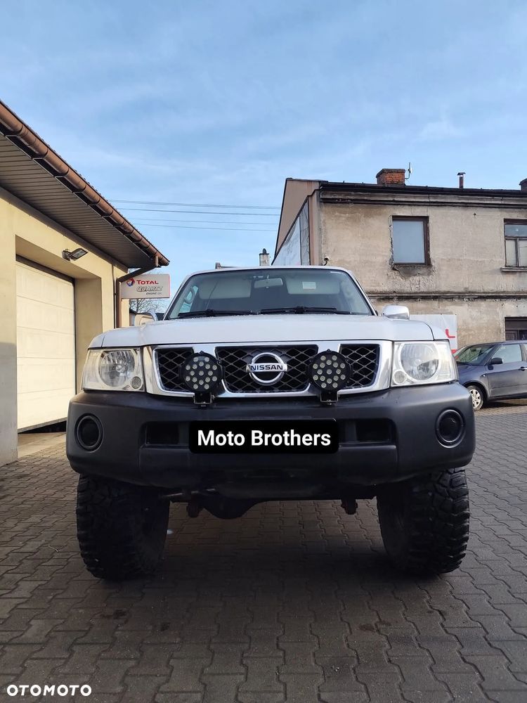 Nissan Patrol - 2