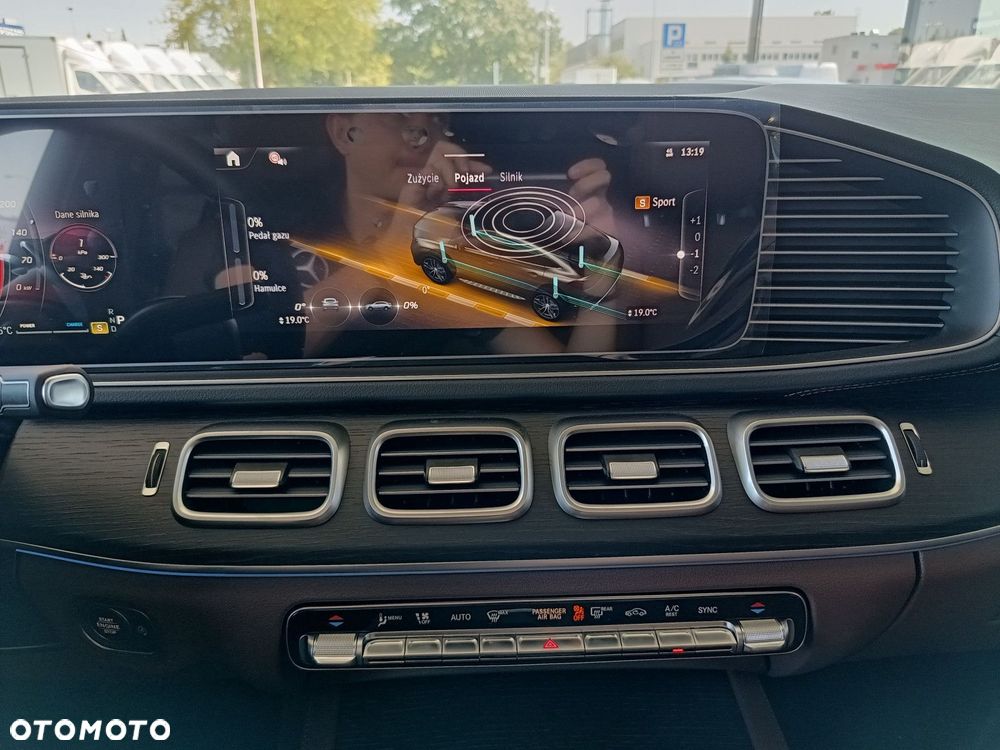 Mercedes-Benz GLE - 30