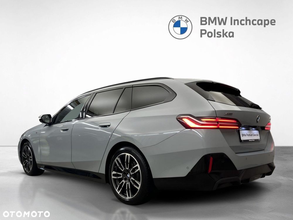 BMW Seria 5 520d xDrive mHEV M Sport - 4