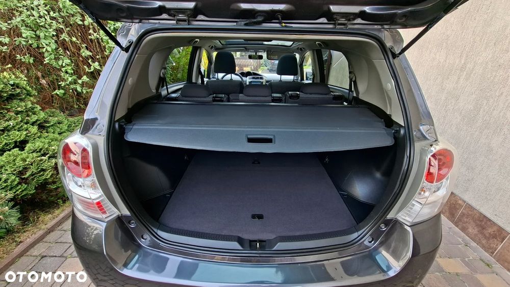 Toyota Verso 1.6 D-4D Premium EU6 - 10