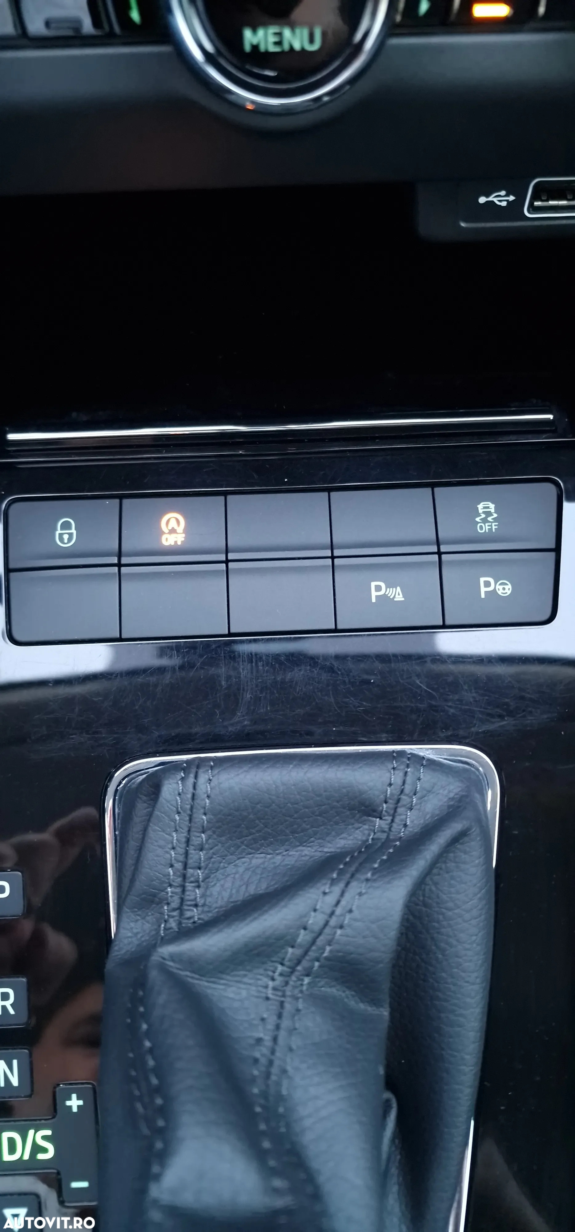 Skoda Octavia 2.0 TDI DSG 4X4 Style - 8