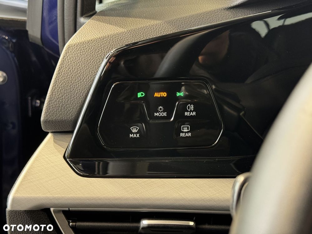 Volkswagen Golf Variant - 18