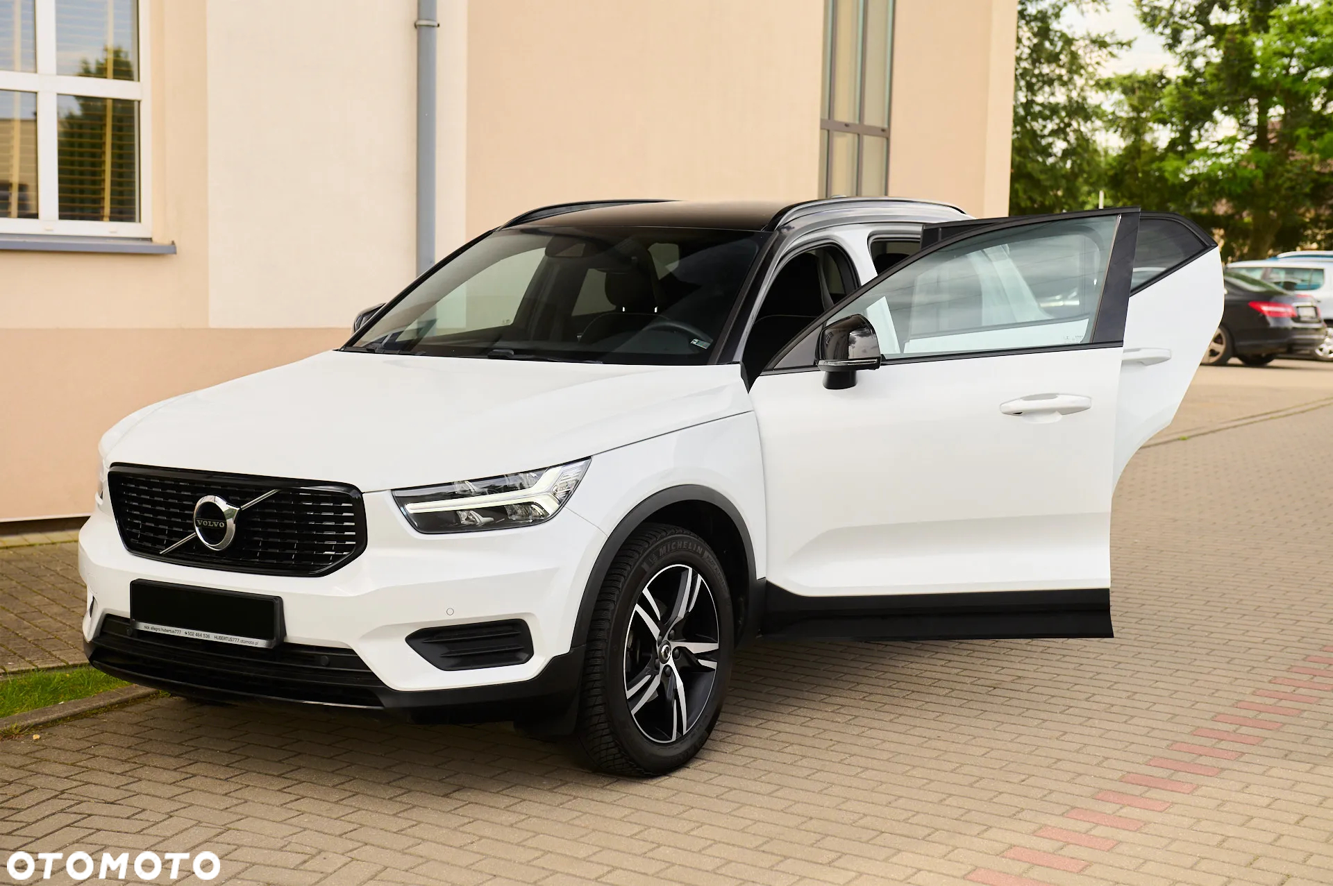 Volvo XC 40 T3 R-Design - 24