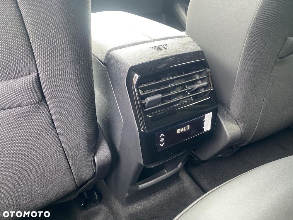 Peugeot 5008 1.2 PureTech mHEV Allure S&S e-DCS6 - 14