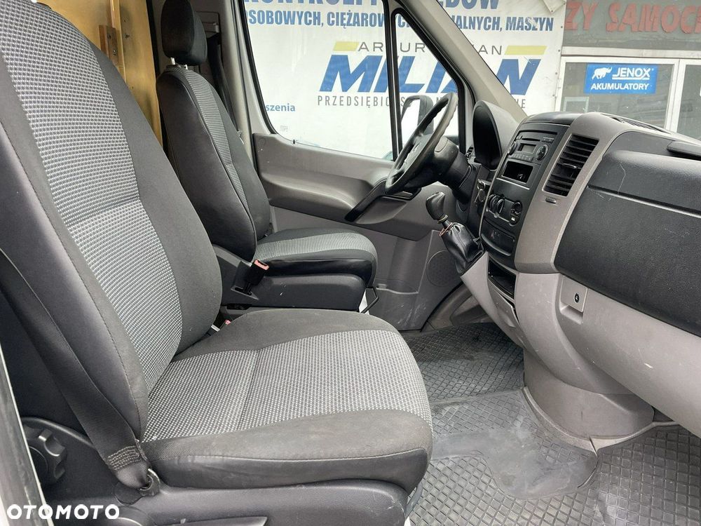 Mercedes-Benz Sprinter - 17