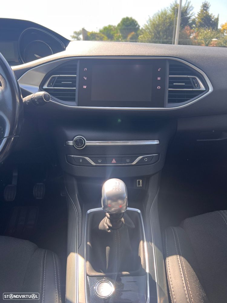 Peugeot 308 SW 1.5 BlueHDi Allure Pack - 11