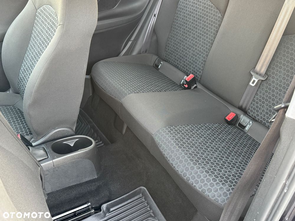Opel Corsa - 33