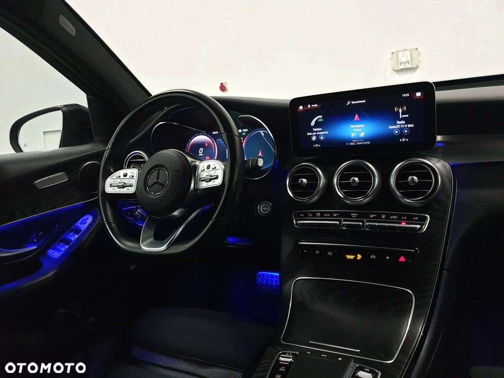 Mercedes-Benz GLC 300 de 4Matic 9G-TRONIC AMG Line Plus - 2