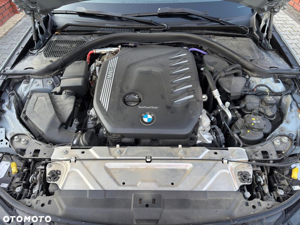 BMW Seria 3 330d xDrive mHEV M Sport - 23
