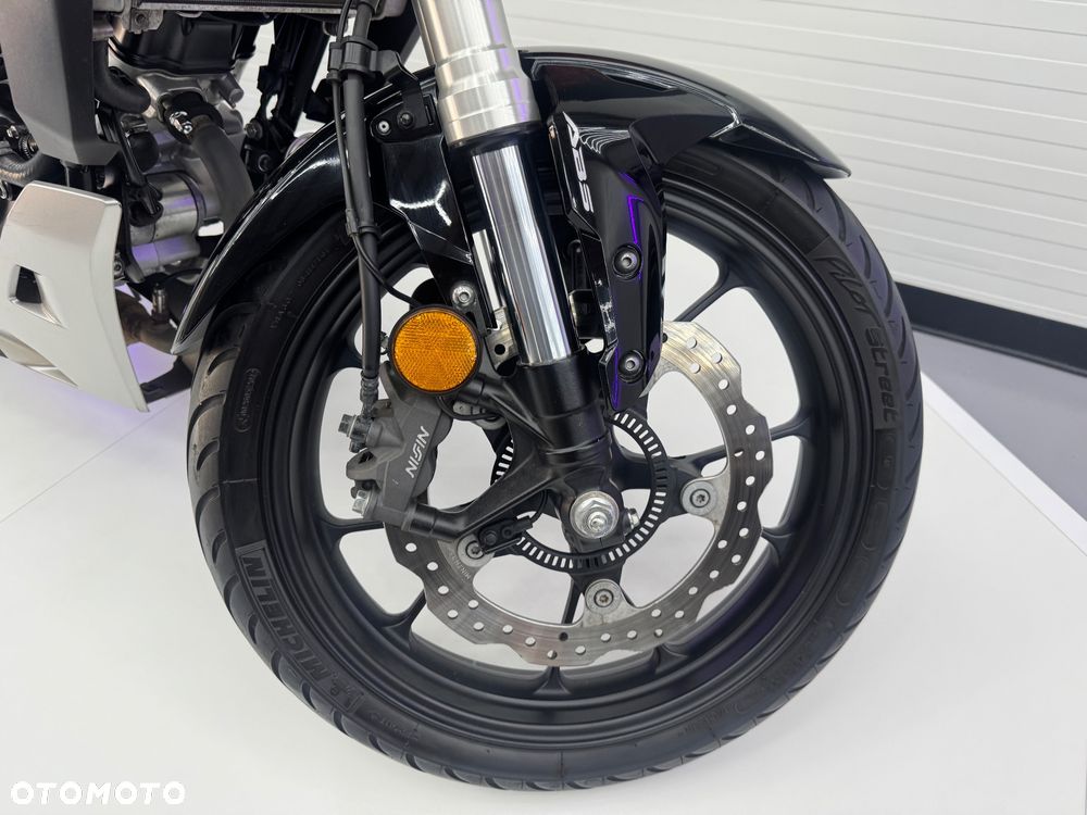 Honda CB - 22