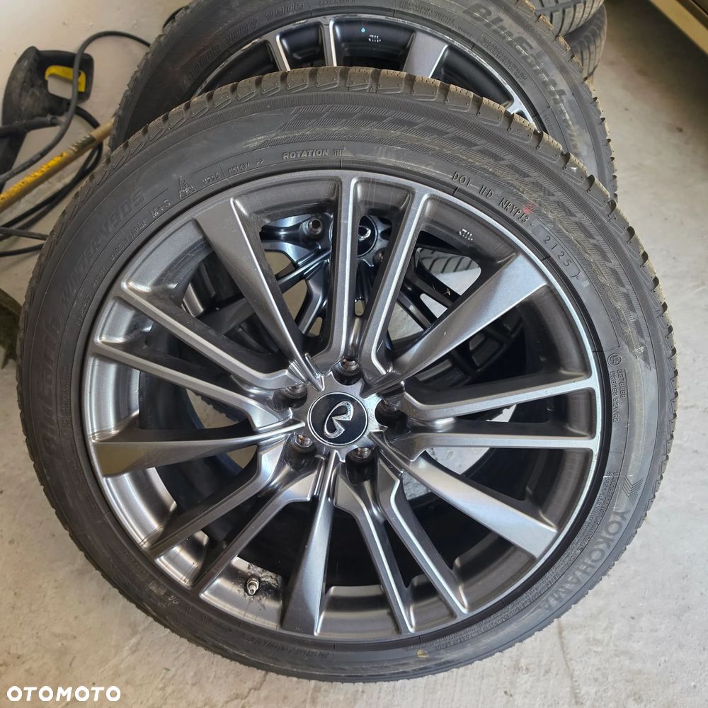 Infiniti Q60 2.0t Sport - 19