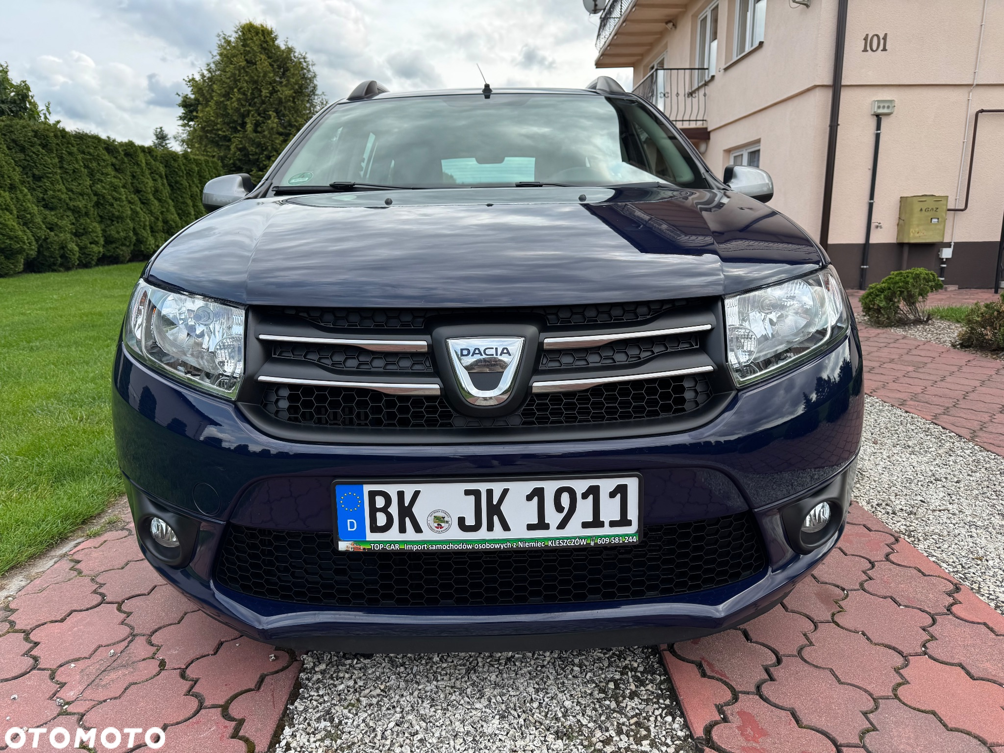 Dacia Logan MCV TCe 90 S&S Celebration - 10