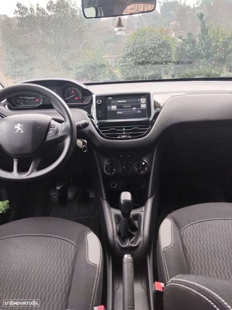 Peugeot 208 1.2 PureTech Active - 11