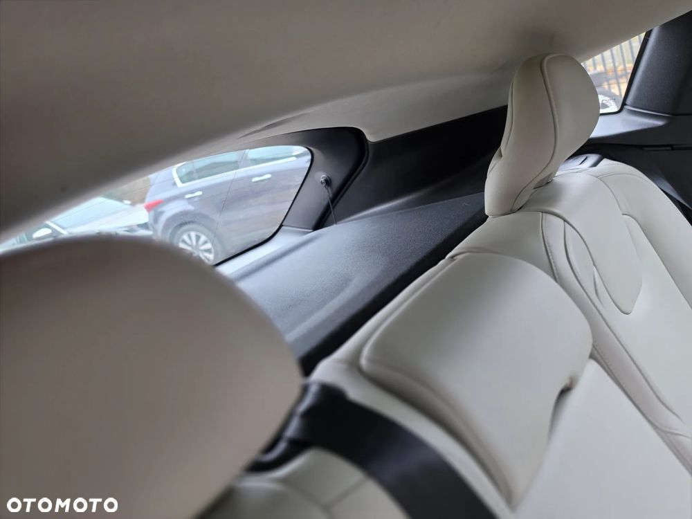 Volvo V40 - 18