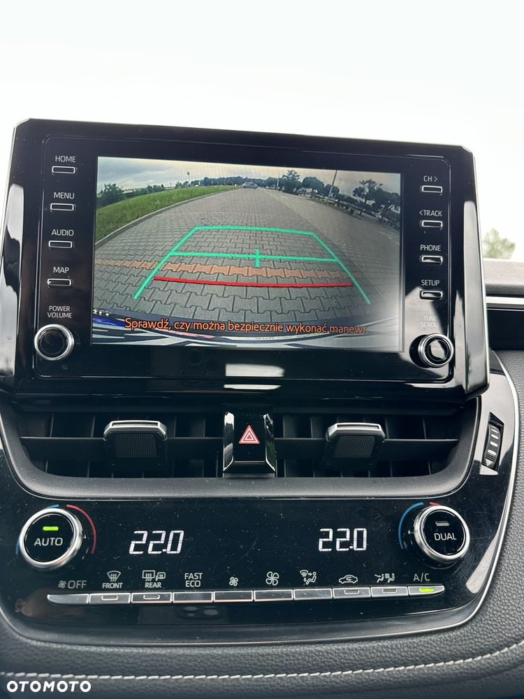 Toyota Corolla 1.8 Hybrid Comfort - 18