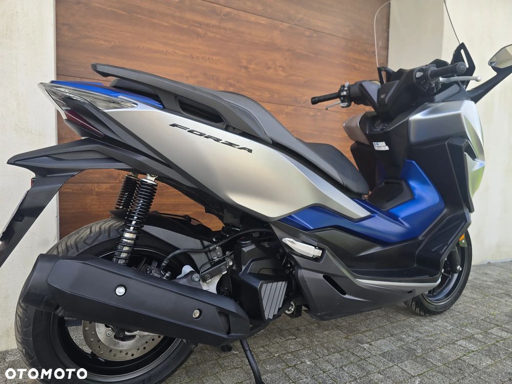 Honda NSS - 30
