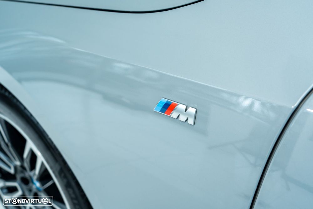 BMW i5 eDrive40 Pack Desportivo M - 11